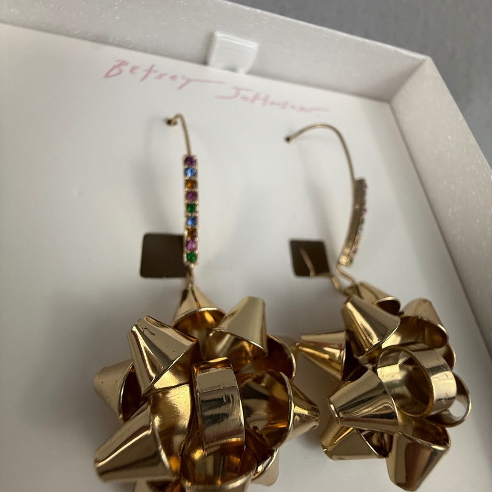 Betsey Johnson Drop Earrings Holiday Bow Gold Tone Rainbow Crystal Holiday Party - Picture 4 of 8